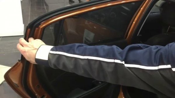 Автошторки Laitovo на заднюю полусферу Kia Rio X-Line 4G установка