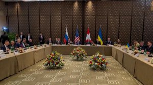 Переговоры по Украине в Женеве проходят на русском и английском языках.