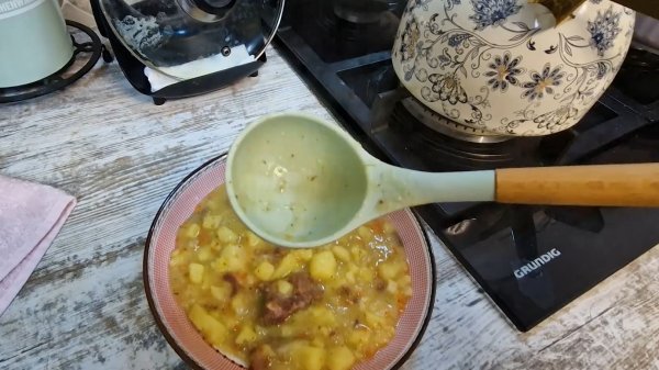 Давненько картошку так не готовила. Достала припасы. Всходы лофоса.