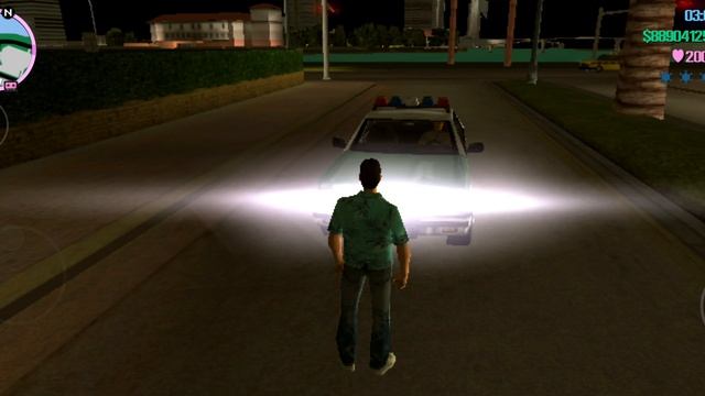 GTA Vice City которая у меня много было денег и много оружия Ну я походу все миссии прошёл но не про