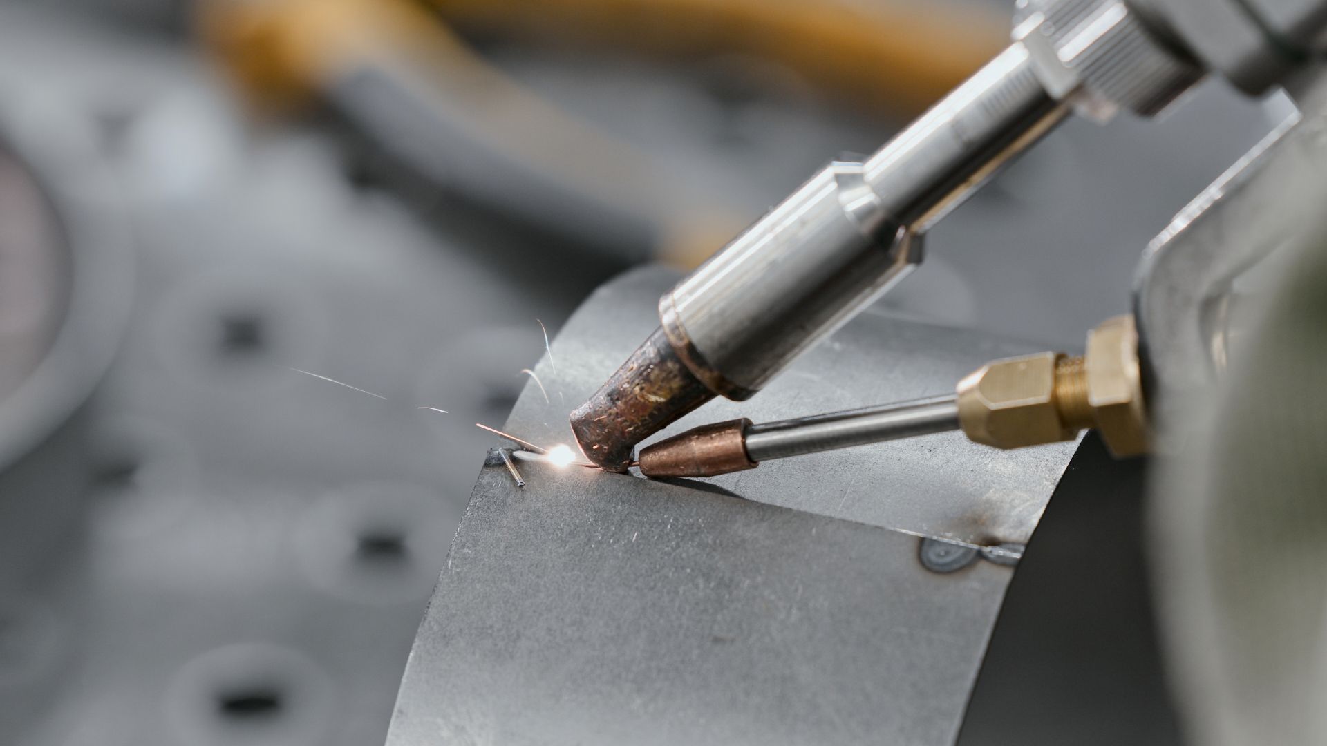 Сварка лазером конструкционных, нержавеющих сталей. Цветных металлов