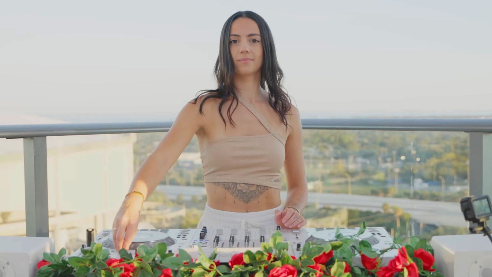 ANEYA ROSE - Afro House & Indie Dance Sunset Rooftop Mix смотреть онлайн