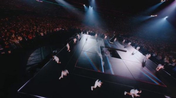 YOASOBI「アイドル」from『劇場版YOASOBI 5th ANNIVERSARY DOME LIVE 2024