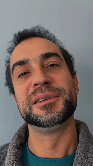 когда проснулся и один дома 🥰