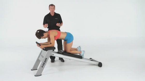 Тренировка на тренажере для мышц пресса Total Gym Elevate Core ADJ