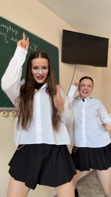 НЕ ЗАВИДУЙ, ЗАЙ - слушать на всех площадках 💅🏼💗 смотреть онлайн