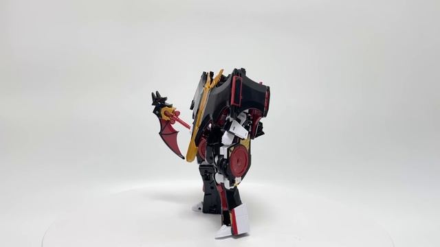 Распакова Metal Cardbot W. Метал Кардбот Вайлд. Таки, Бладвинг и Саваннард смотреть онлайн