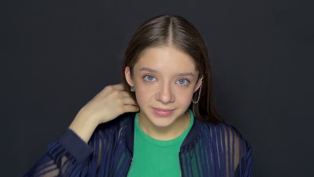 Яна Ильинская - Видео-визитка на русском