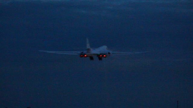 Ночной взлет Ту-160 