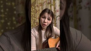 Несется песнь всю суету глуша