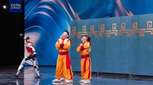 Гала концерт Новый 2026 Год Лошади! Ушу демонстрируют Люди и Роботы!