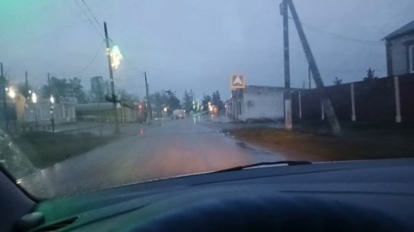 Какие то весенние дела начались. Рановато😏