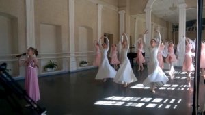 Ангелы. Исп. Ариадна Колчева