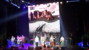 Петр налич и мкпн в КЗ известия hall 29 12 2013 Новогодний Концерт