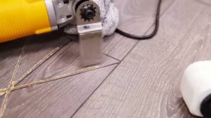 Простой способ одиночной замены доски ламината без разбора.