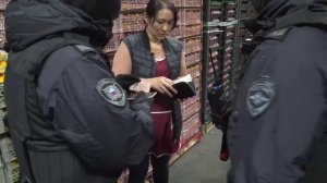 Суд ХМАО выдворил МИГРАНТА из страны за публичный НАМАЗ #политика