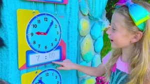 Nastya rescues cats and Halloween