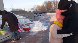 Нарастила реснички.Проводили Вероничку на учебу