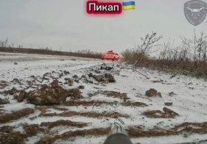 🔥☠️ В небо с укрытий поднимаются птицы, бездушные птицы, птицы-убийцы…