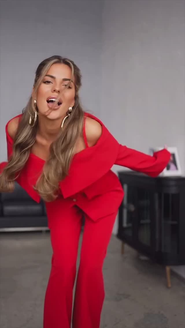 Наряжаемся к праздникам 🤤💣 Выбираем образ на Катюше 🫶🏼😍⬇️