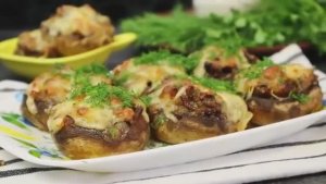 Фаршированные шампиньоны. Пальчики оближешь!