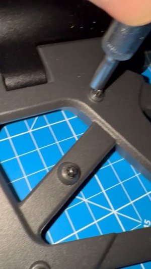 Видео дополнение , про педали Lynx-s / Oryx , головка Е4 , для монтажа шипов в педали.