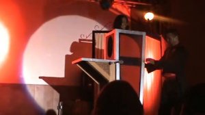 Mago Travieso - Picando Mujer por la mitad