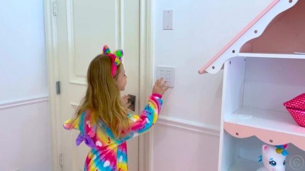 Nastya and Evelyn - a story about BFF