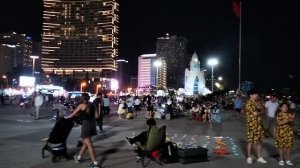 Обстановка в центре Нячанга. Новый год!