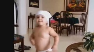 КАРАПУЗЫ ОТРЫВАЮТСЯ | Малыши танцуют под Gangnam Style PSY#танцы #dance