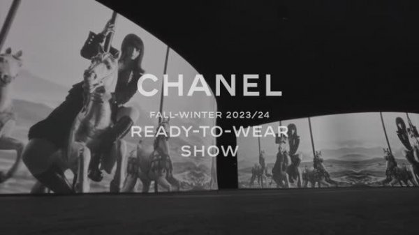 Показ женской коллекции Chanel осень-зима 2023-2024