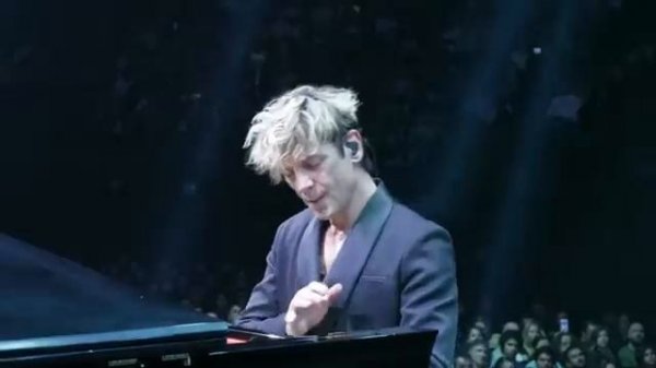 Максим Мрвица -Гимнопедия Maksim Mrvica Gymnopédie Live in Istanbul (1)