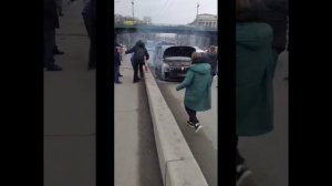 Китайские технологии VOYAH автомобиль тоже наши люди покупают ,китайские товарищи наблюдают 😀