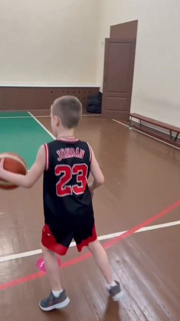 Баскетбол Удельная - скорость, энергия и развитие. Совершенствуем себя и профессиональные навыки.