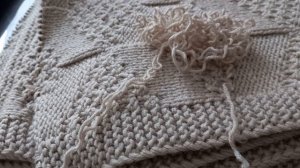 вяжу и наблюдаю за котенком🐈⬛🤗😁