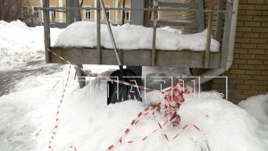 Задержан альпинист, которого подозревают в гибели девушки из‑за упавшей глыбы на улице Варварской