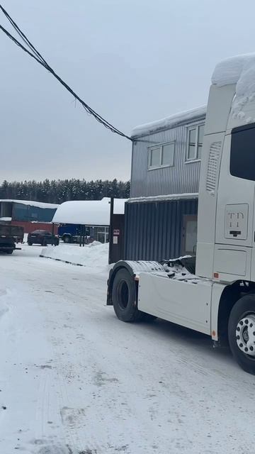 Отгрузили два Foton Auman 2023 г.в. в Московскую область