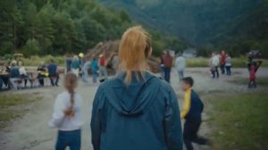 Официальный трейлер "At Home I Feel Like Leaving (2025)"