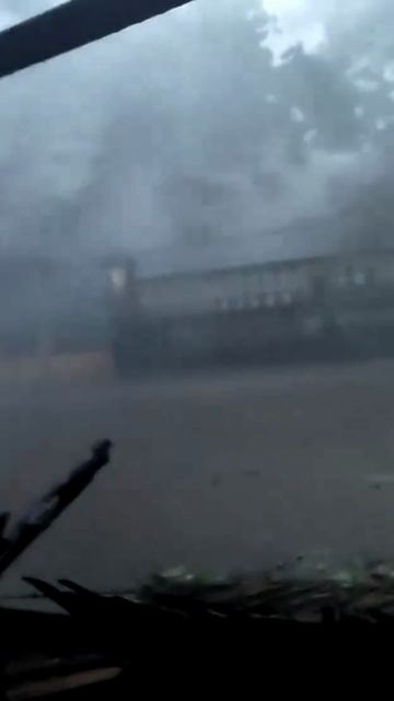 Сильный ураган Гезани на острове Мадагаскар