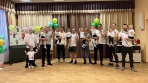 "С папой весело играть". Группа № 1.