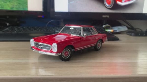 Обзор модели Mercedes-Benz 230SL 1963 в масштабе 1/24 от Welly