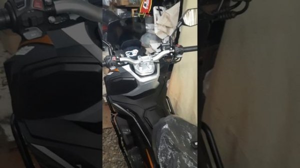 МаксиСкутер PROMAX ADV-Extra 250(49) (EFI, ABS, BOX, AUDIO) ,мысли , осмотр, запуск на холодную.