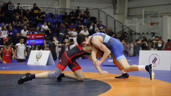 Дагестанские «вольники» открыли счет своим медалям первенства страны