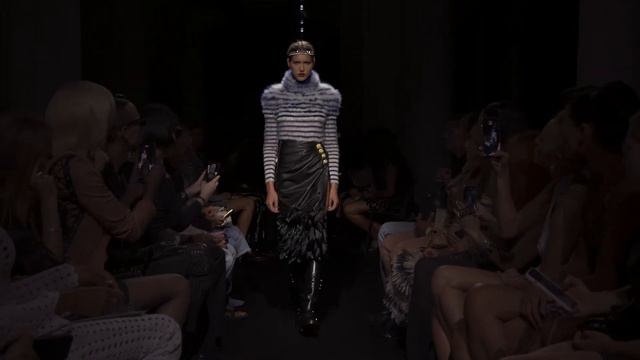 Показ коллекции Jean Paul Gaultier осень-зима 2023-2024