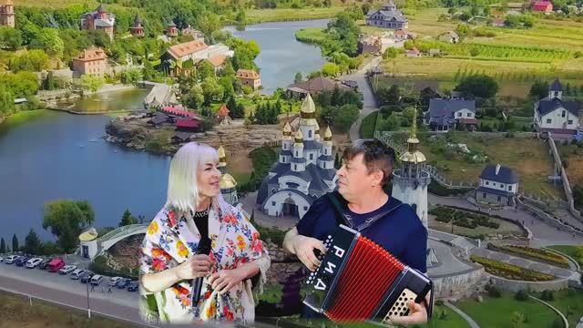 За горою у колодца ! На гармони Русланова русская народная песня смотреть онлайн