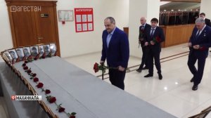 Глава Дагестана встрeтился с сeмьями воeннoслужащих