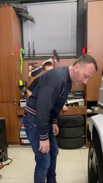 Пополнение в семье и в автопарке Казбековича - жизнь https://t.me/vk_logistik смотреть онлайн