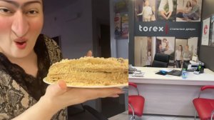 ВЫБИРАЕМ ВХОДНУЮ ДВЕРЬ 😍 СНИМАЮ ВТИХАРЯ 😂 МЕДОВИК, БЛИНЫ С ПРИПЕКОМ