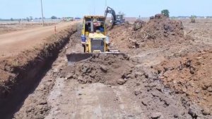 Строительство новой дороги в Отдаленной деревне, улучшение доступа для бедных семей.