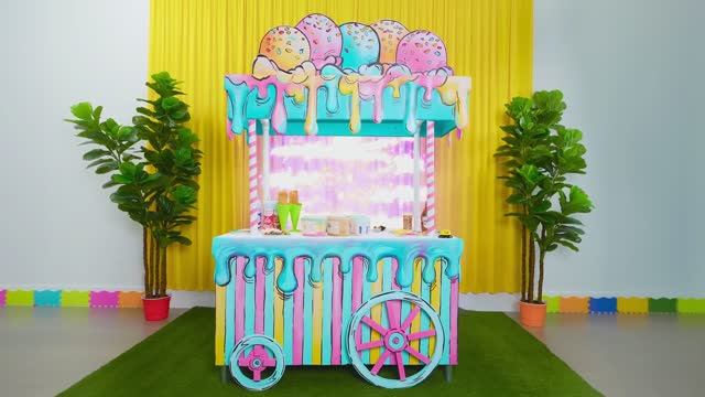 Nastya tells children at school about professions смотреть онлайн